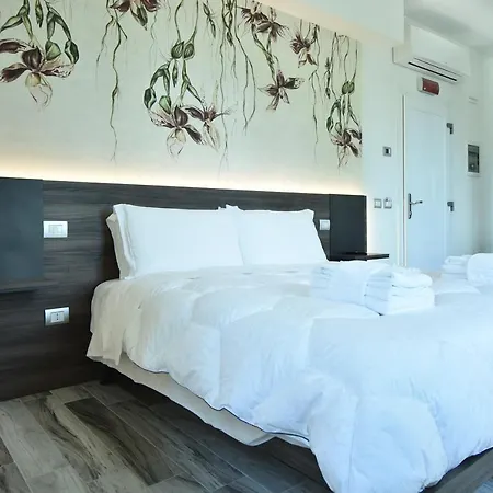 Royal Garden Luxury Gasthof *
